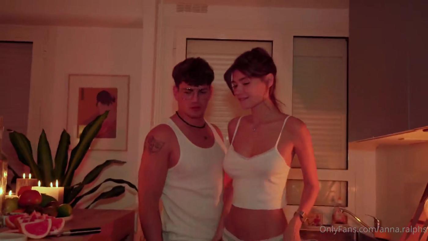 anna_ralphs_nude_kitchen_sex_onlyfans_video_leaked-czqxyw