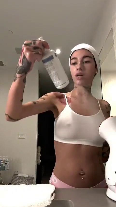 bhad_bhabie_nipple_pokies_teasing_onlyfans_video_leaked-xcjkzp