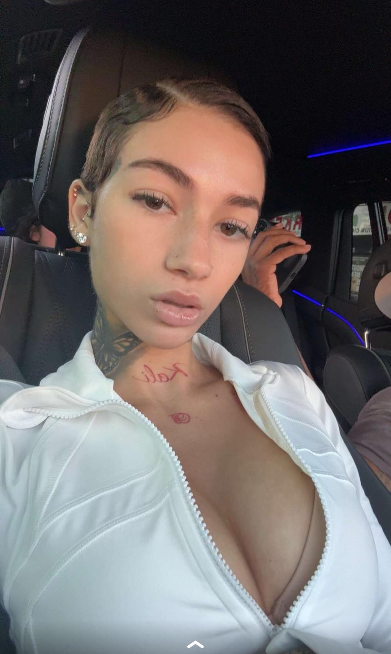 bhad_bhabie_sexy_cleavage_tight_outfit_onlyfans_set_leaked-poaima
