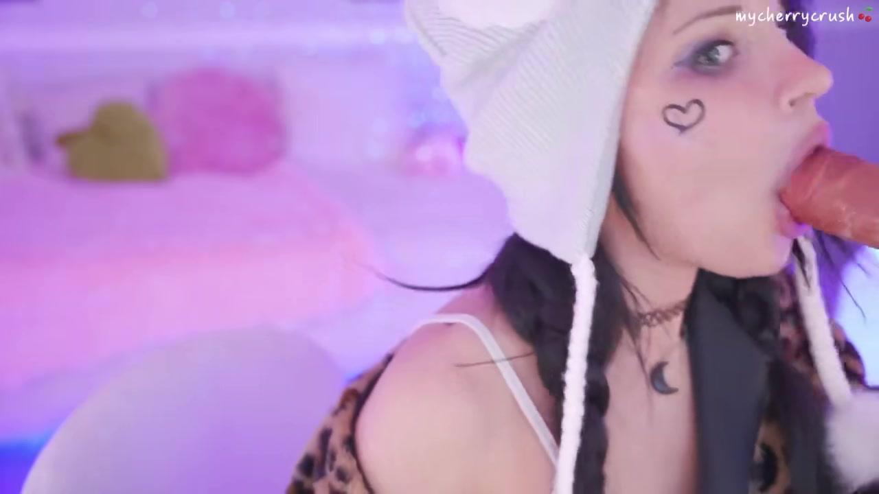 cherrycrush_nude_dildo_blowjob_tease_onlyfans_video_leaked-tjkrbp
