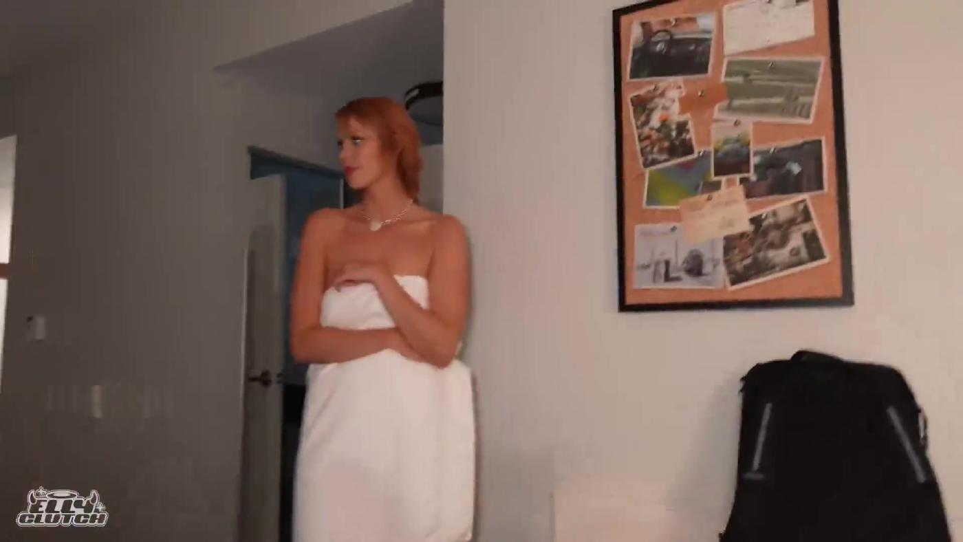 elly_clutch_nude_hotel_room_intruder_onlyfans_video_leaked-tflwcr