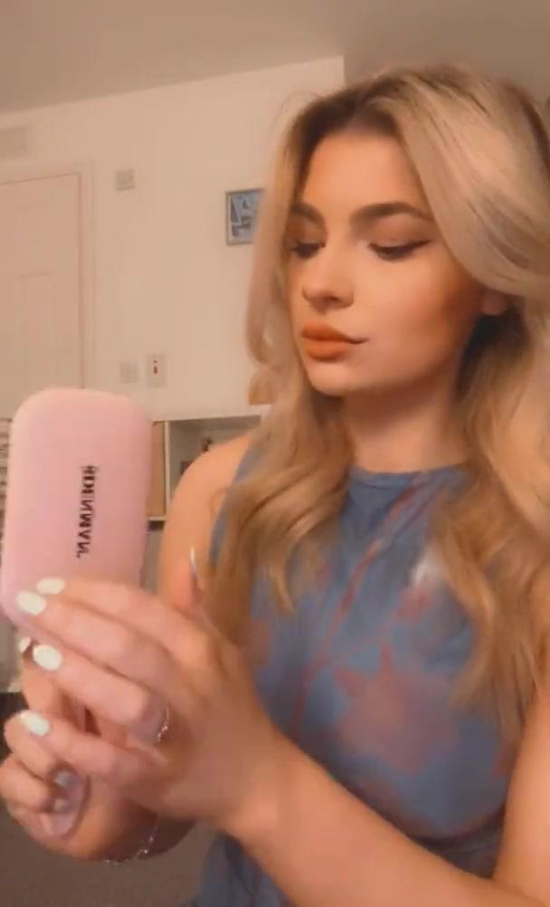 pasmrx_nude_dress_strip_onlyfans_video_leaked-neeozn