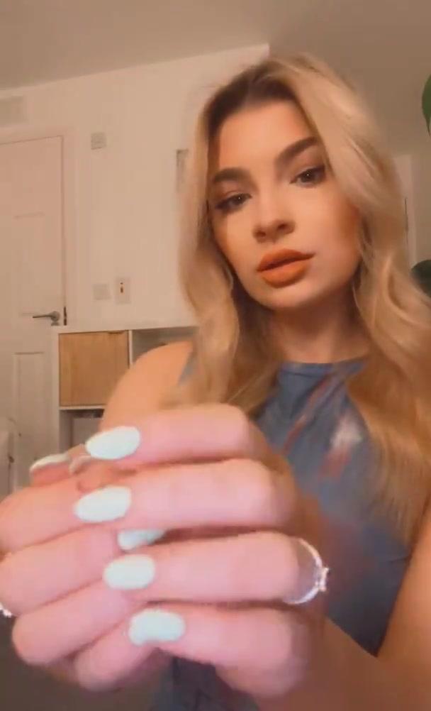 pasmrx_nude_dress_strip_onlyfans_video_leaked-ztpdkh