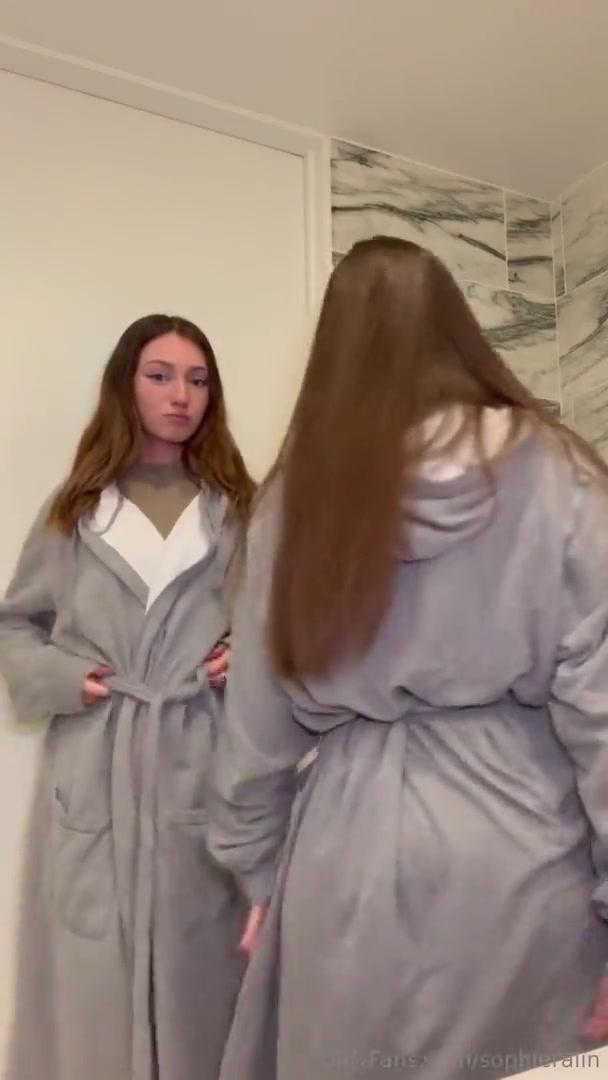 sophie_rain_skylar_rae_strip_onlyfans_video_leaked-dcjnuk