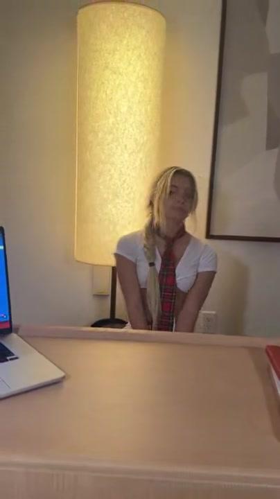 trippie_bri_nude_school_girl_role_play_onlyfans_video_leaked-jbcgzb