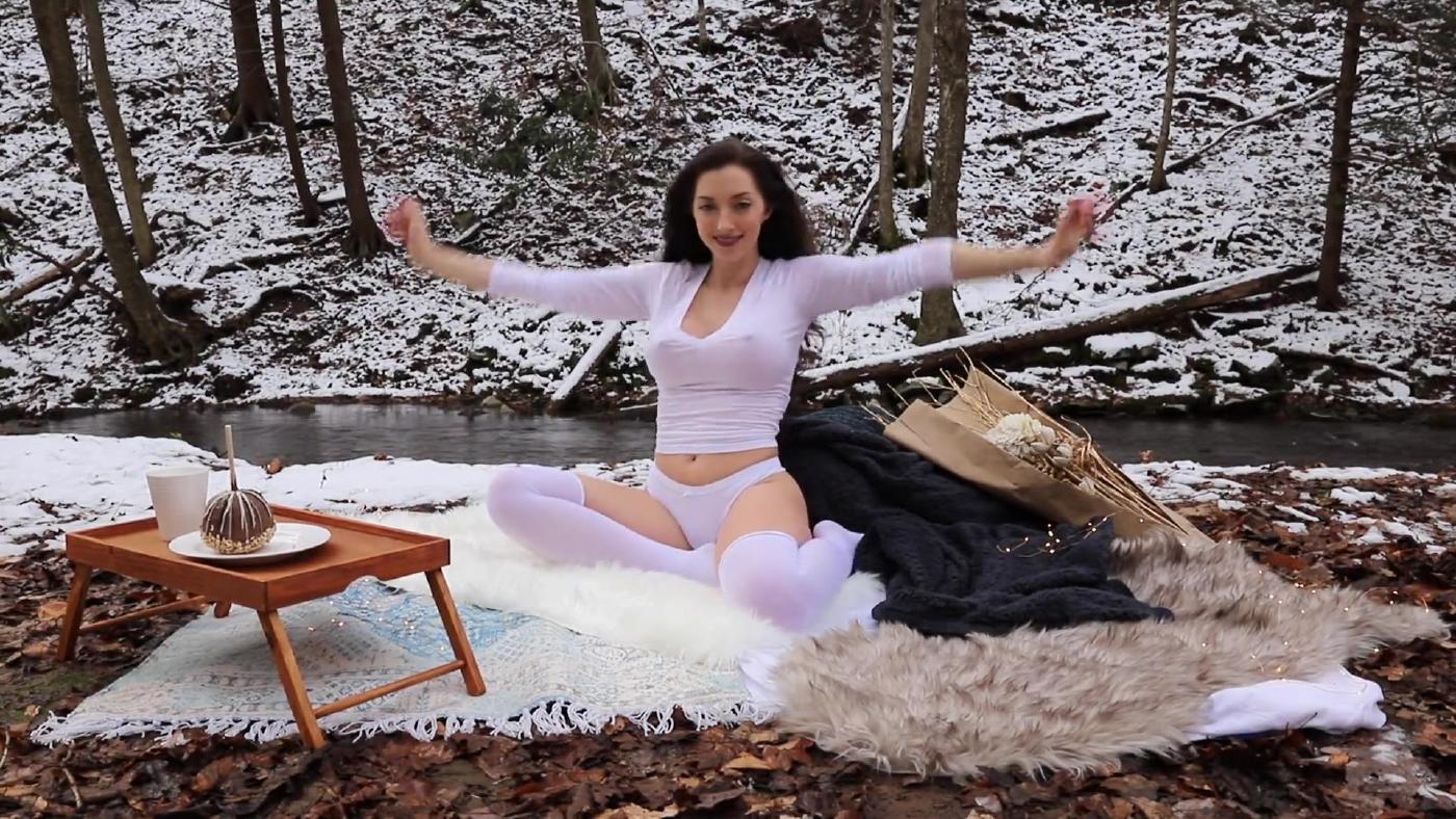 abby_opel_nude_outdoor_camp_stripping_onlyfans_video_leaked-sabgqx-influencersgonewild