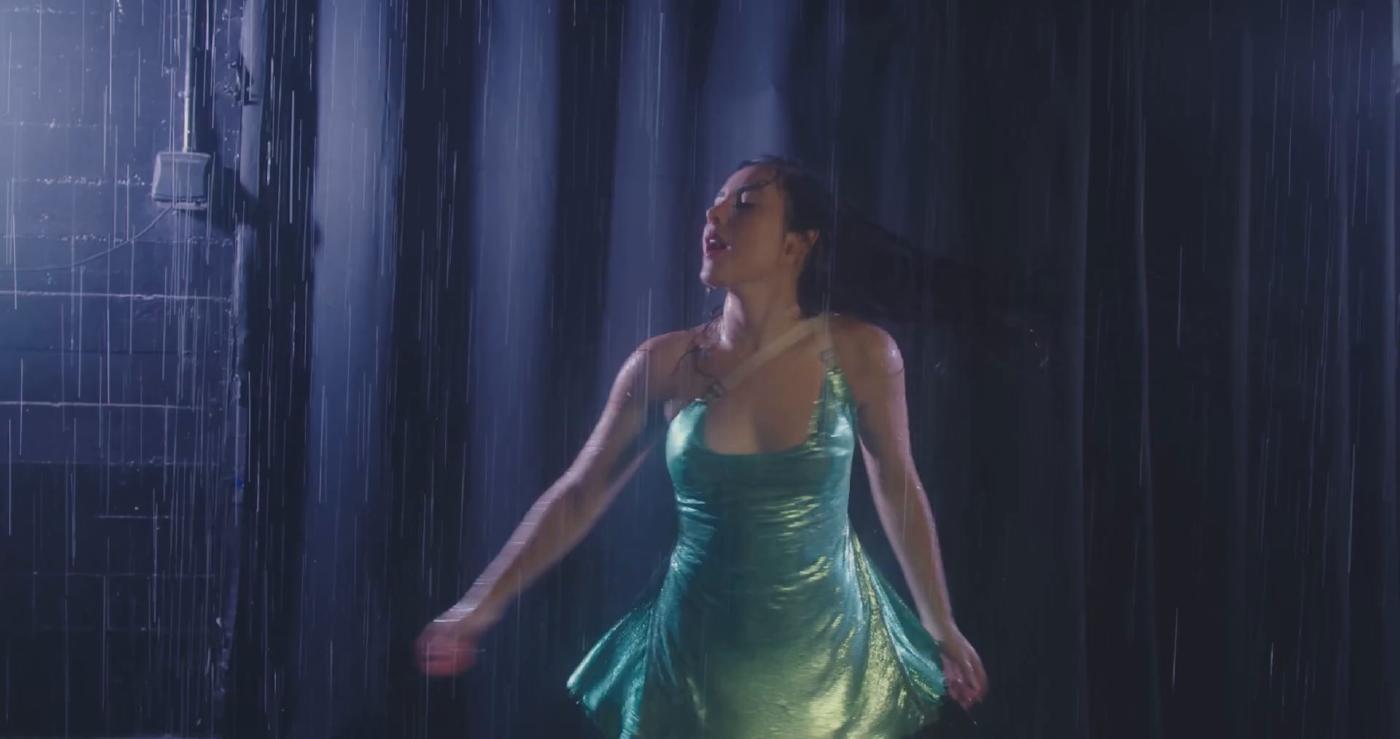 andrea_botez_sexy_wet_dress_dancing_video_leaked-ivppro-influencers-gonewild