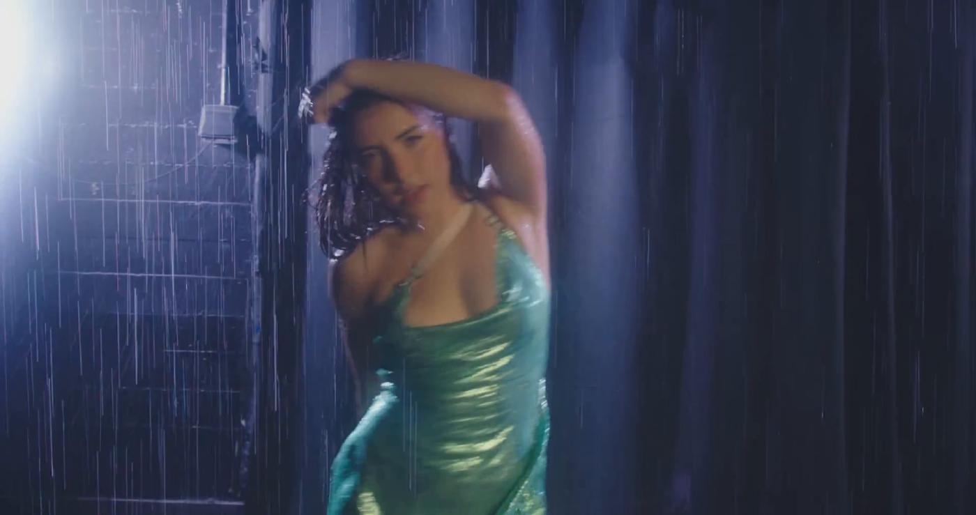 andrea_botez_sexy_wet_dress_dancing_video_leaked-phovwm-influencers-gonewild