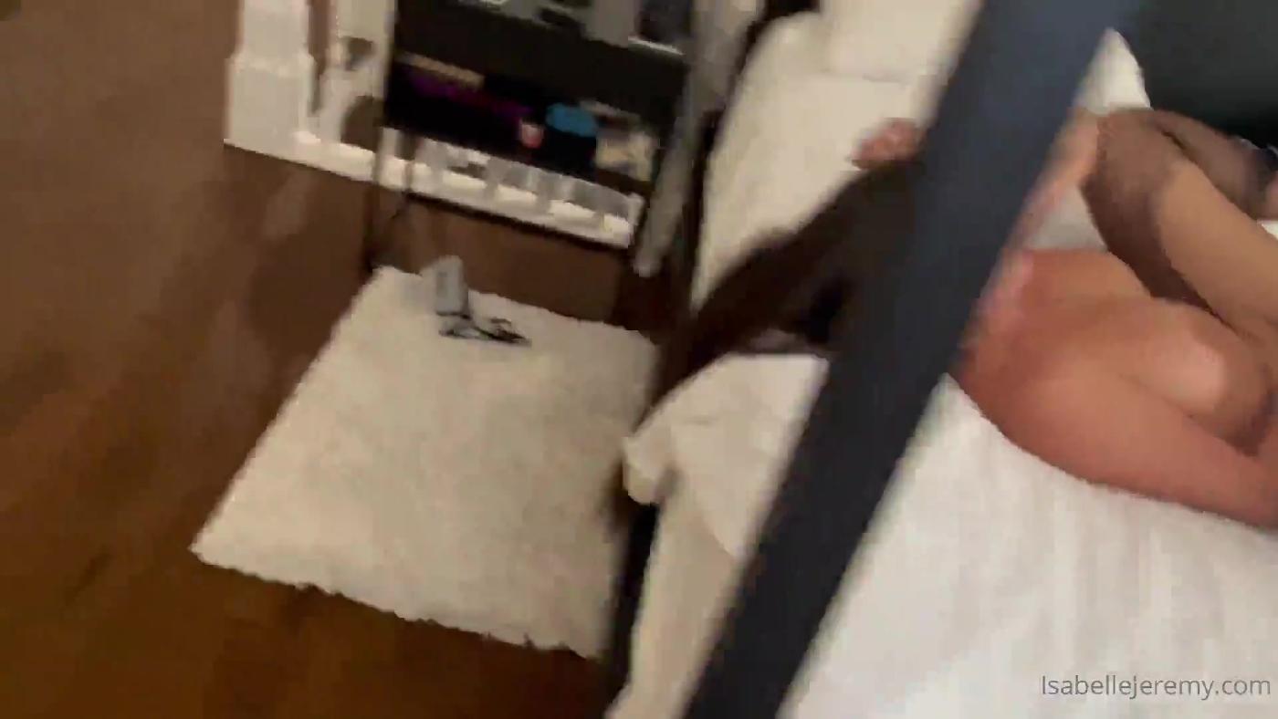 isabelle_eleanore_threesome_sex_onlyfans_video_leaked-ldublv-influencers-gonewild