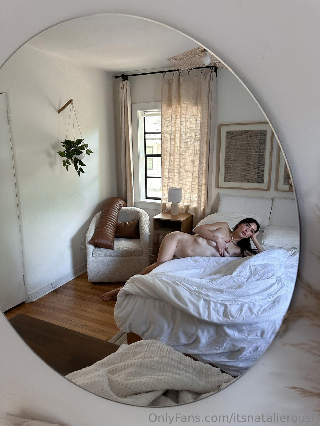 natalie_roush_nude_in_bed_posing_onlyfans_set_leaked-qwxmmg-influencers-gonewild