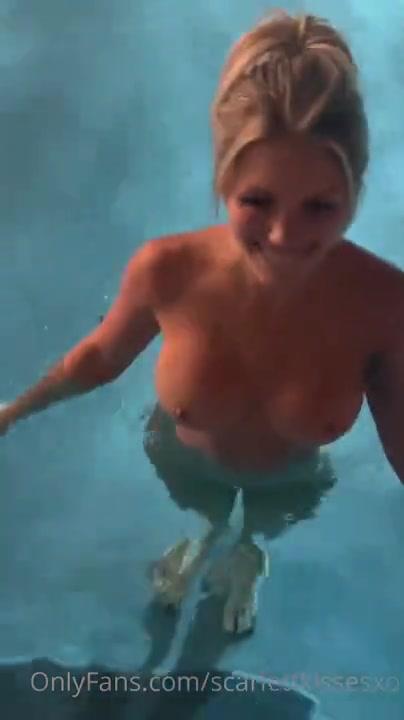 scarlettkissesxo_outdoor_pool_blowjob_onlyfans_video_leaked-hsnsnw-influencers-gonewild