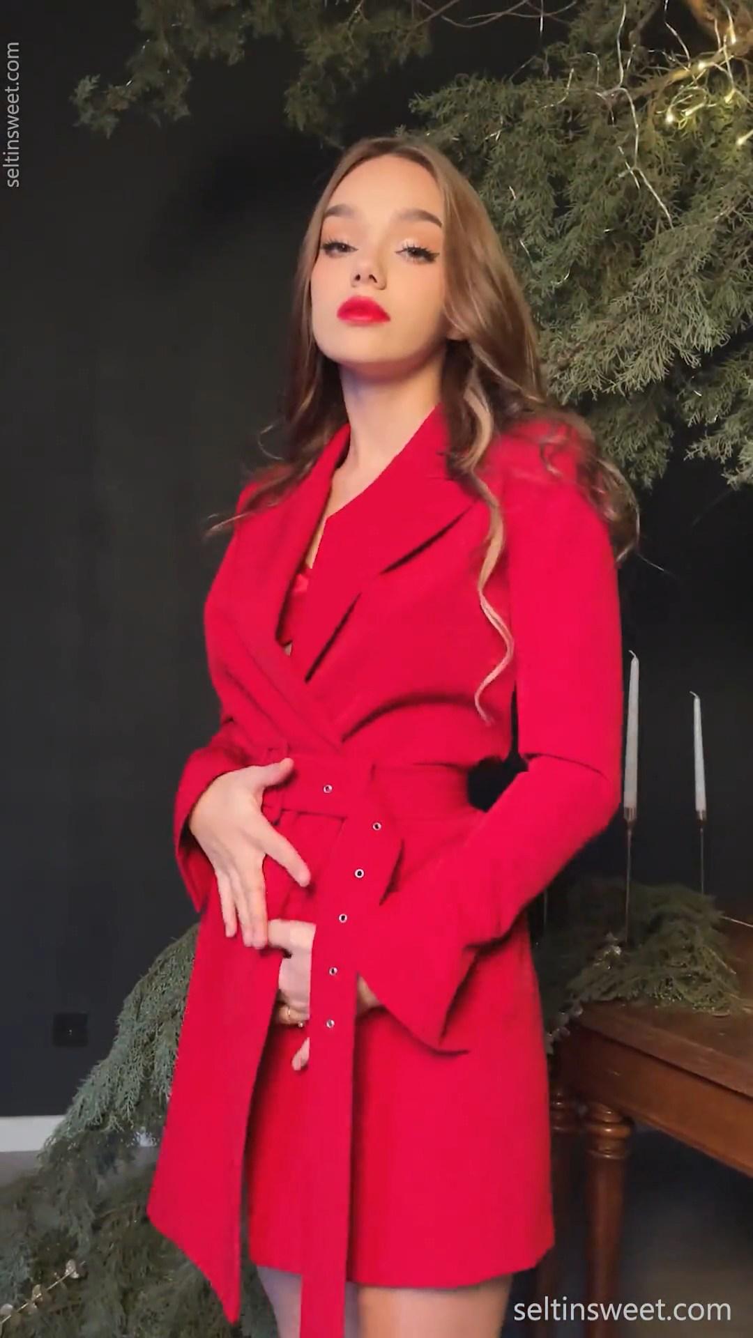 selti_nude_xmas_nipple_ornaments_onlyfans_video_leaked-oiosam-influencers-gonewild