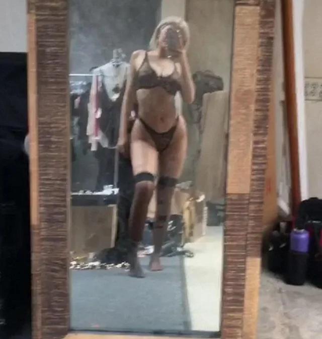 kylie_jenner_sheer_see_through_lingerie_nip_slip_set_leaked-hvgspu-influencersgonewild