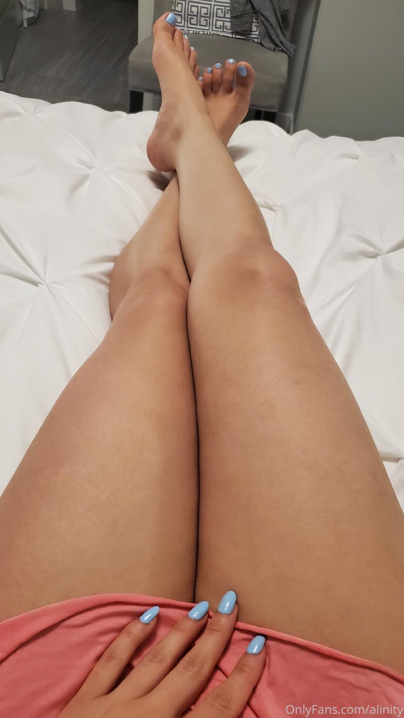 alinity_ass_lotion_onlyfans_set_leaked-geoiru-influencersgonewild