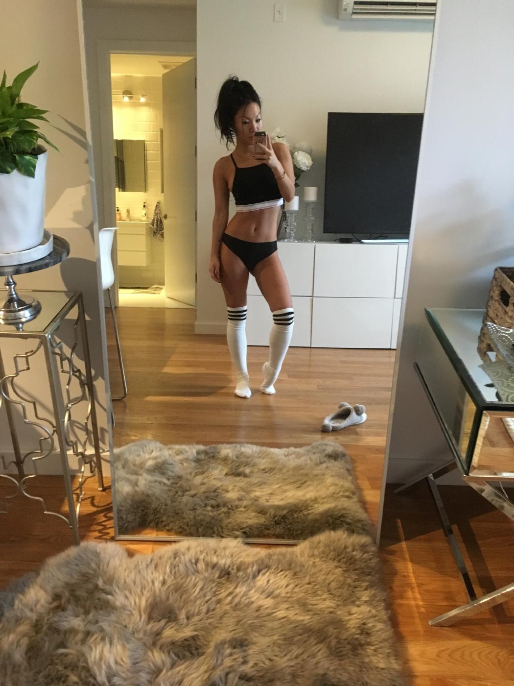 asa_akira_nude_mirror_selfie_onlyfans_set_leaked-dqcbsc-influencersgonewild