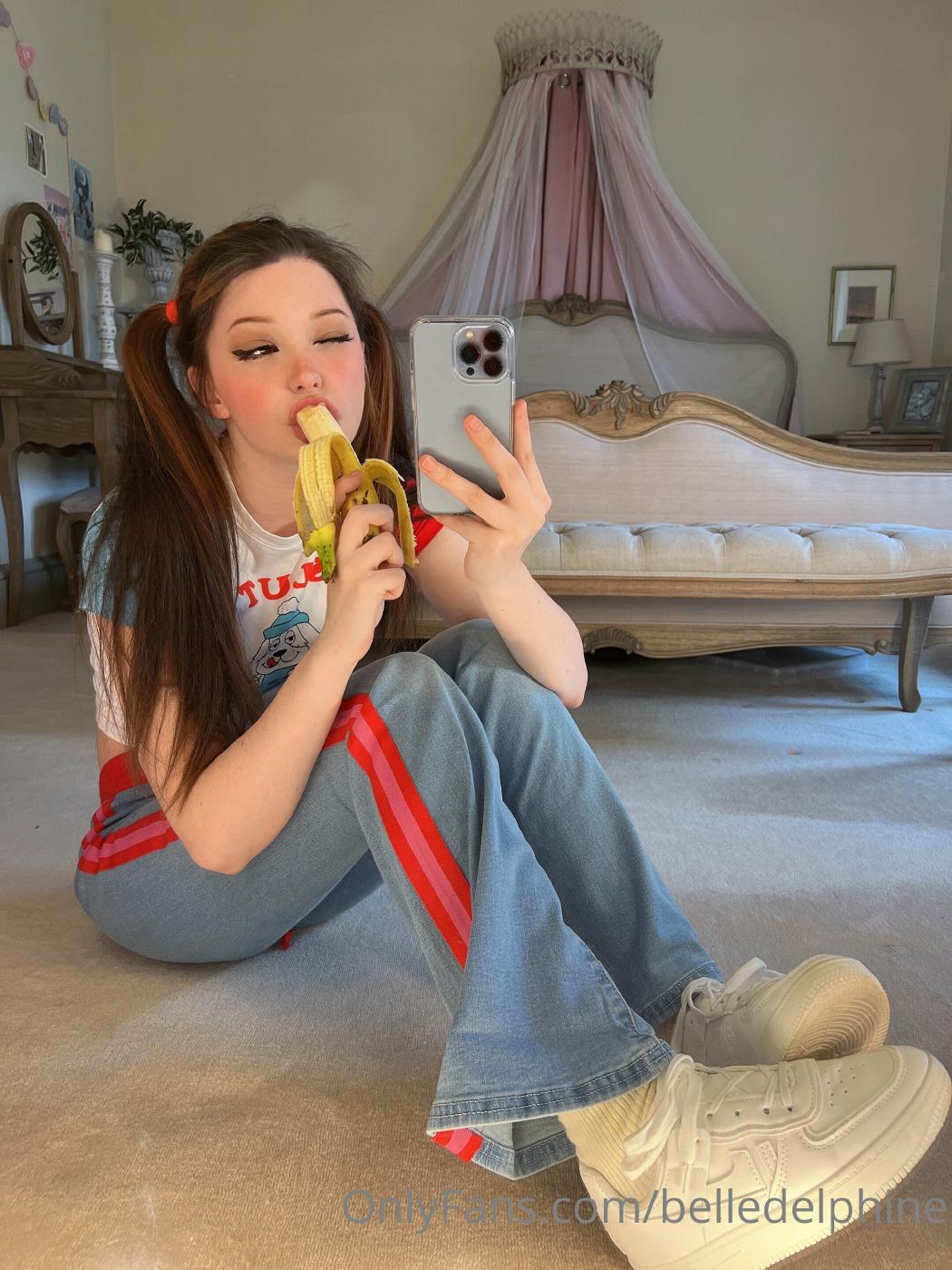 belle_delphine_casual_outfit_onlyfans_set_leaked-ottlwb-influencersgonewild