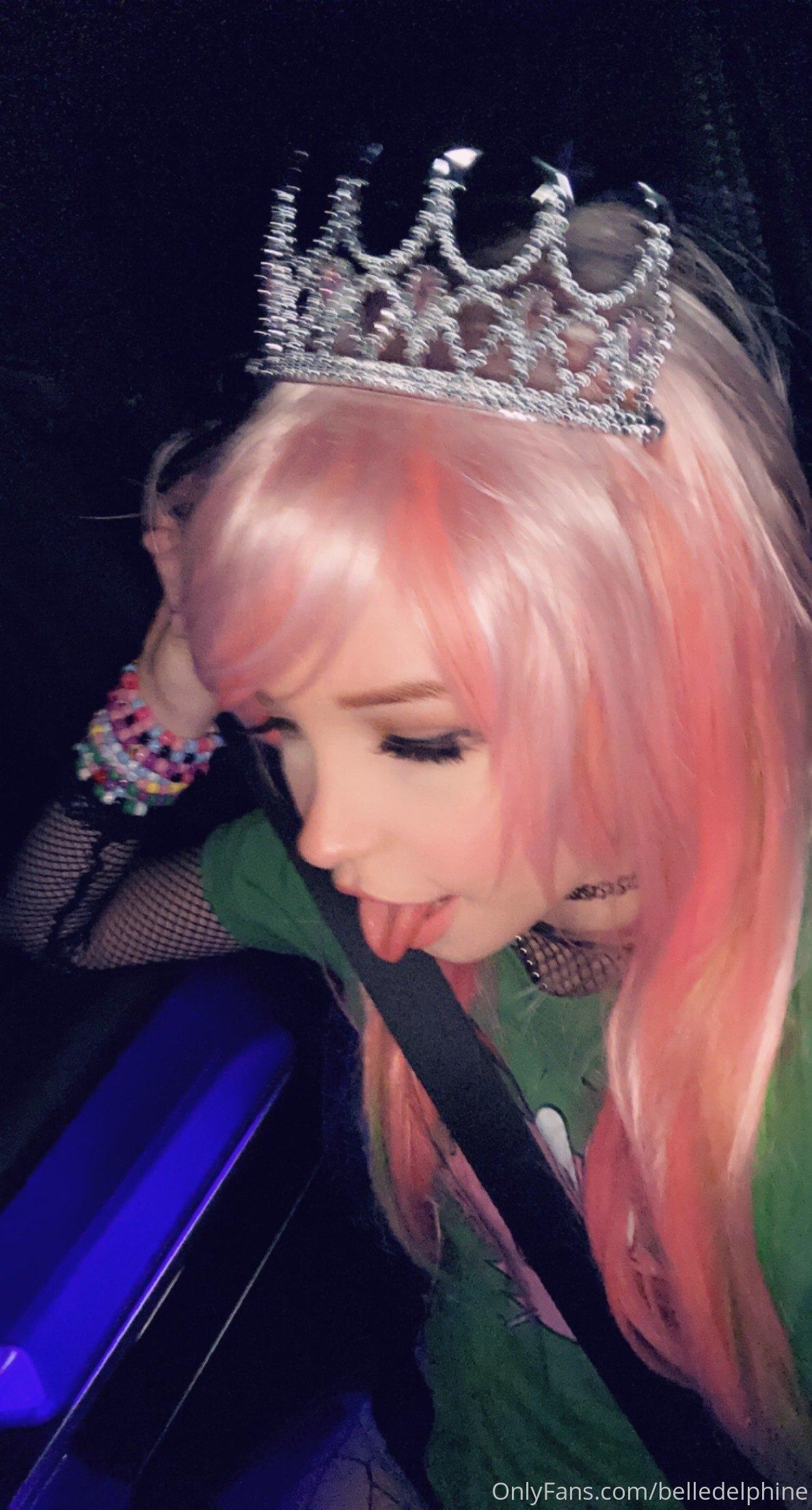 belle_delphine_pussy_closeup_nude_onlyfans_set_leaked-umzniu-influencersgonewild