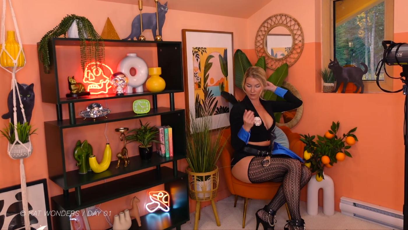 kat_wonders_halloween_special_october_2024_day_1-lmzfak-influencersgonewild