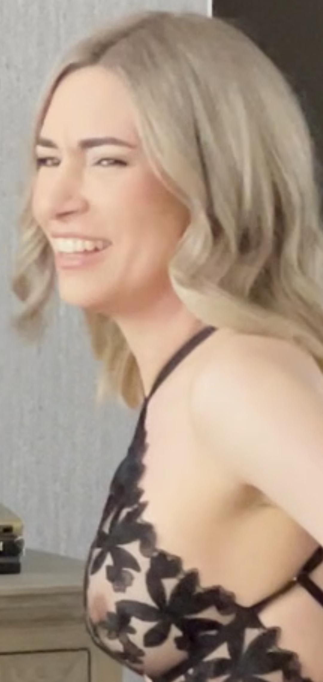 alinity_nip_slip_onlyfans_video_leaked-nxtrlk-influencersgonewild