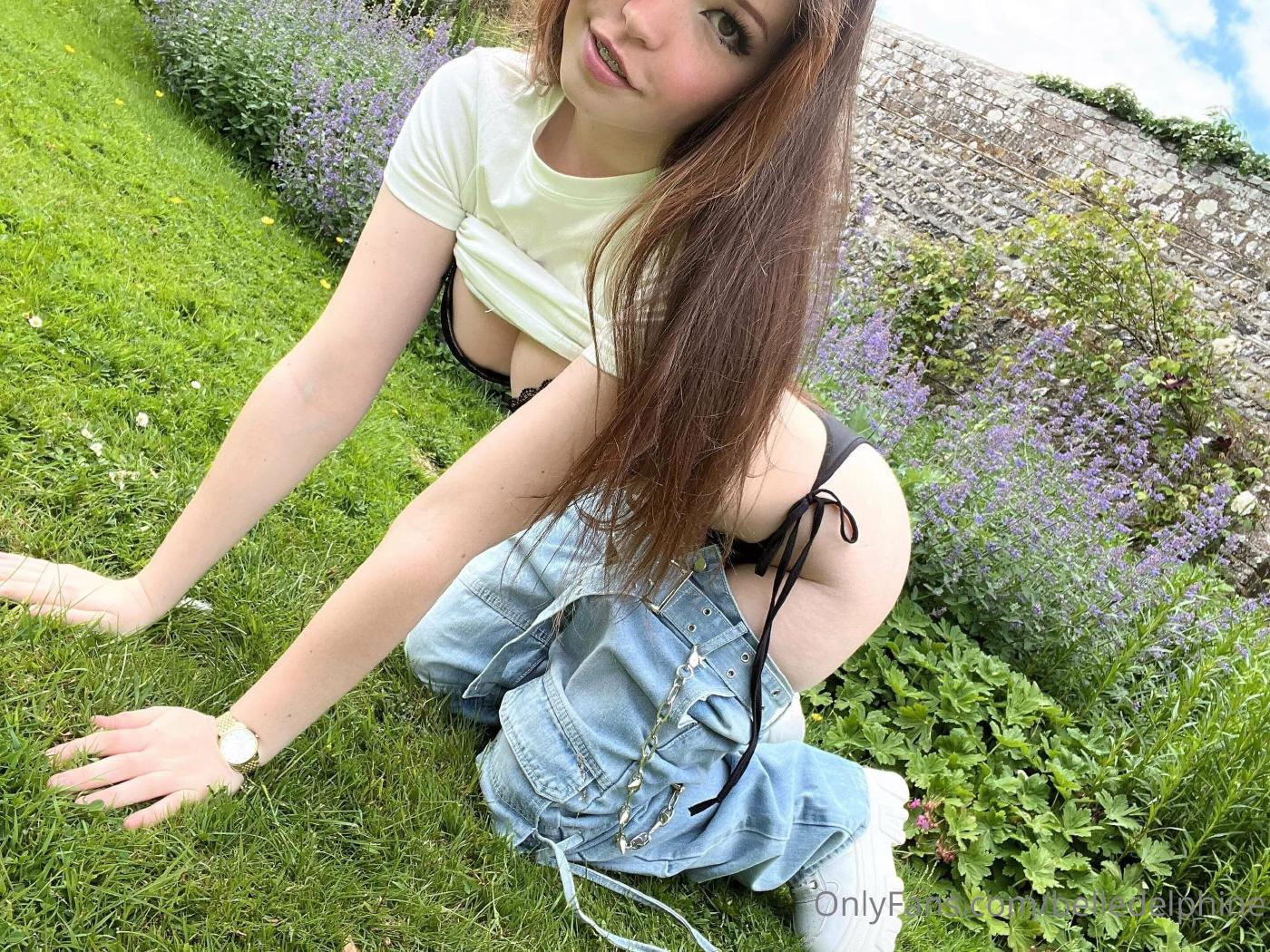 belle_delphine_nipple_piercing_shirt_onlyfans_set_leaked-ffmdng-influencersgonewild