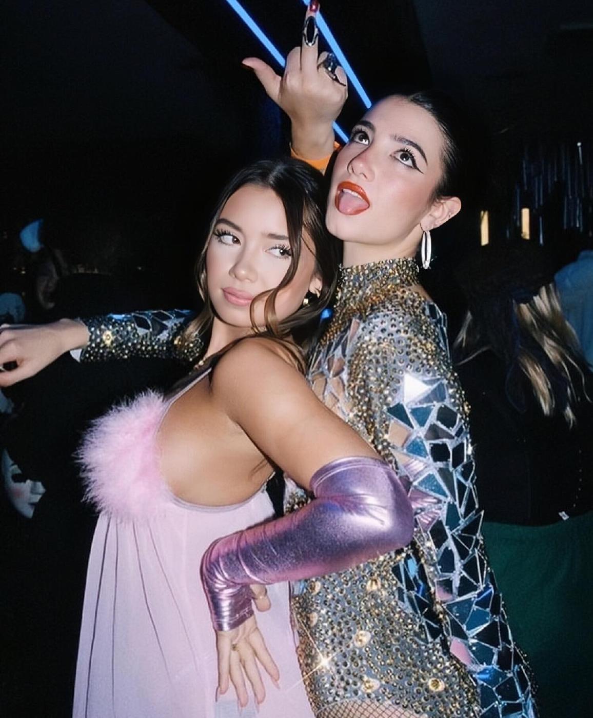 charli_damelio_sexy_halloween_cosplay_set_leaked-cwnemj-influencersgonewild