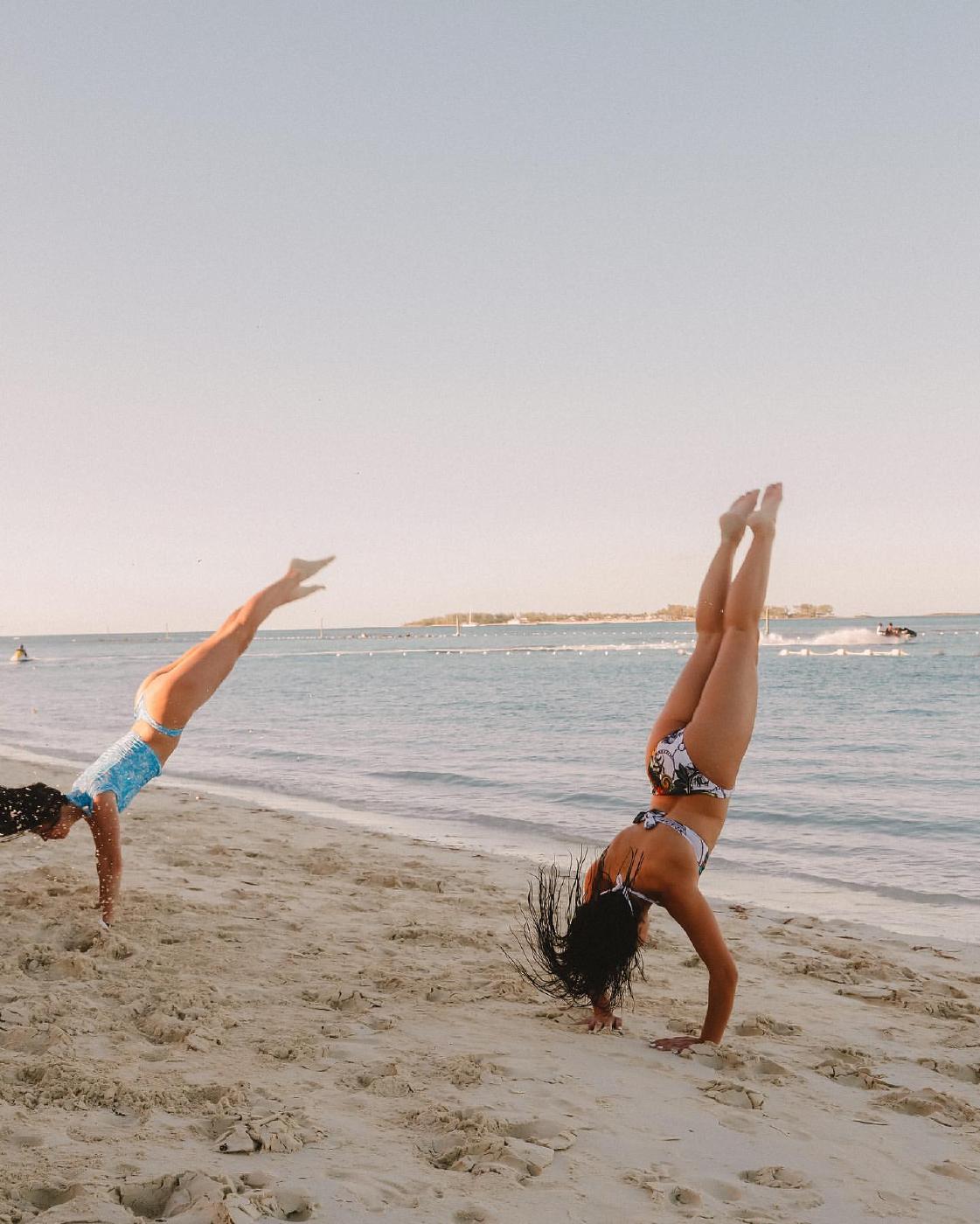charli_damelio_thong_bikini_beach_candid_set_leaked-dmjjyb-influencersgonewild