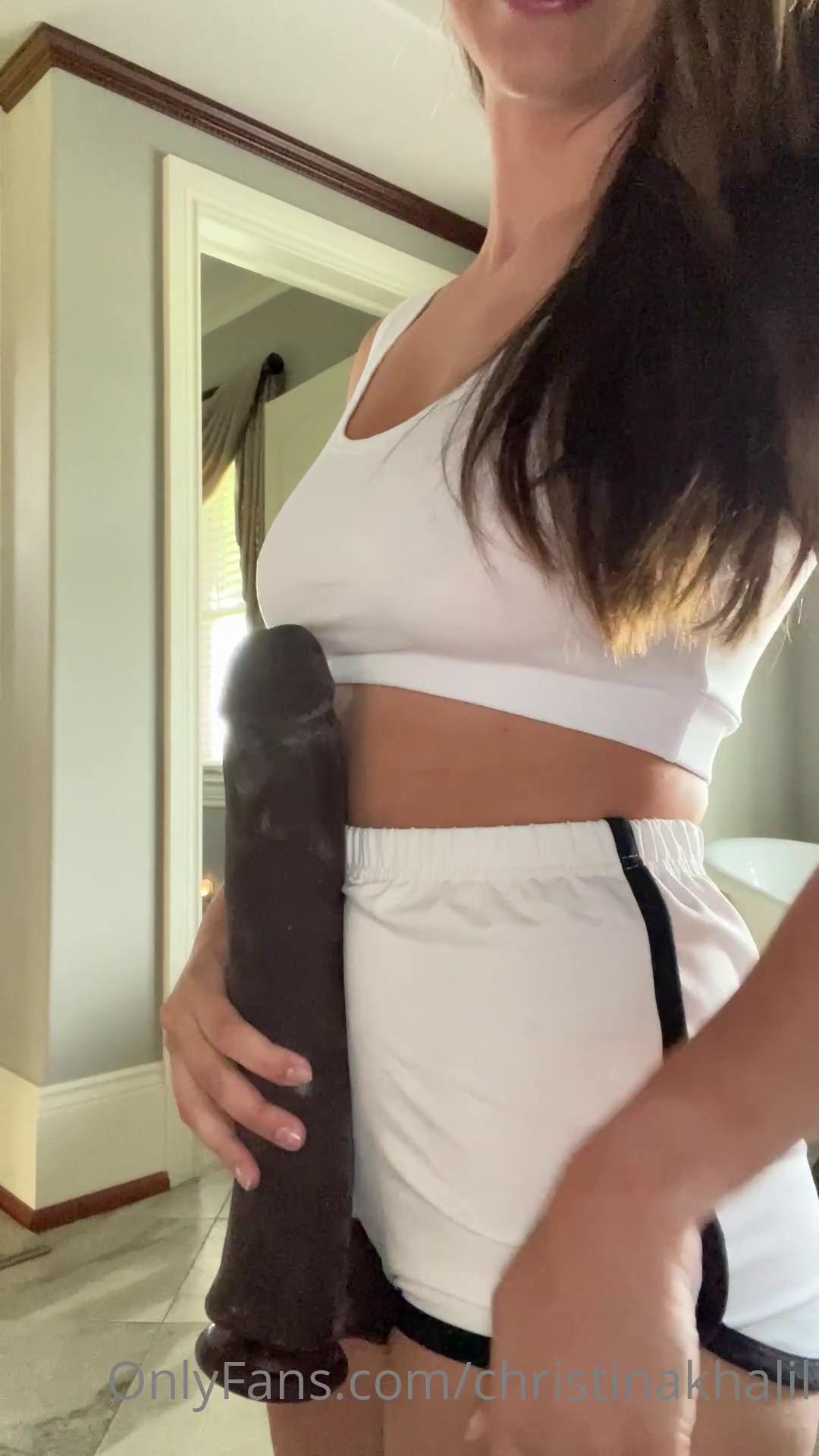 christina_khalil_bbc_dildo_unboxing_onlyfans_video_leaked-oqfnmz-influencersgonewild
