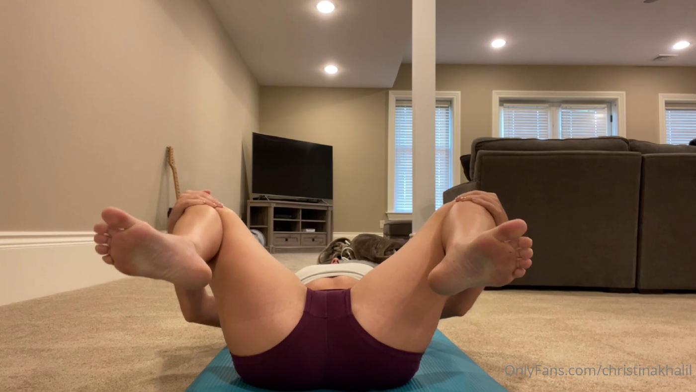 christina_khalil_stretching_onlyfans_video_leaked-vhuqrp-influencersgonewild