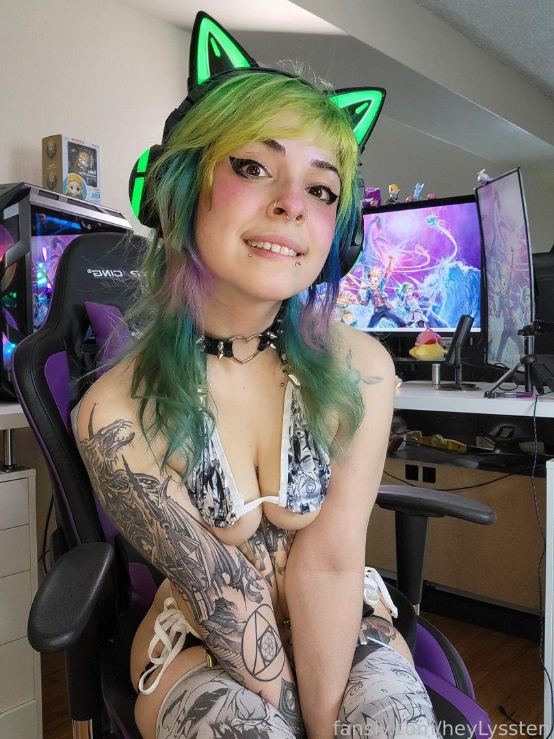 heylyssten_thong_bikini_neko_cosplay_fansly_set_leaked-pmmvcl-influencersgonewild
