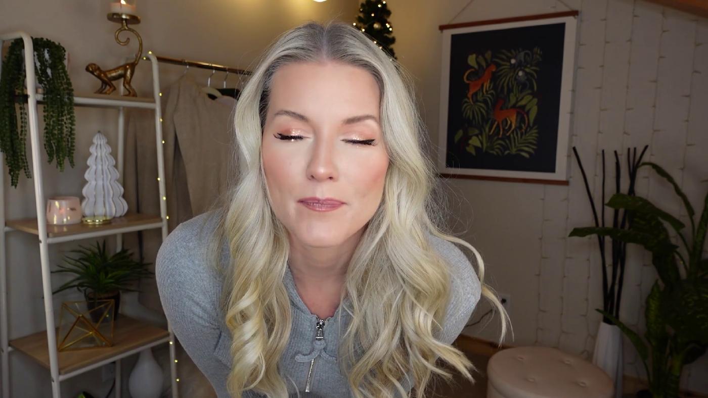 kat_wonders_weekly_110-vgsyvj-influencersgonewild