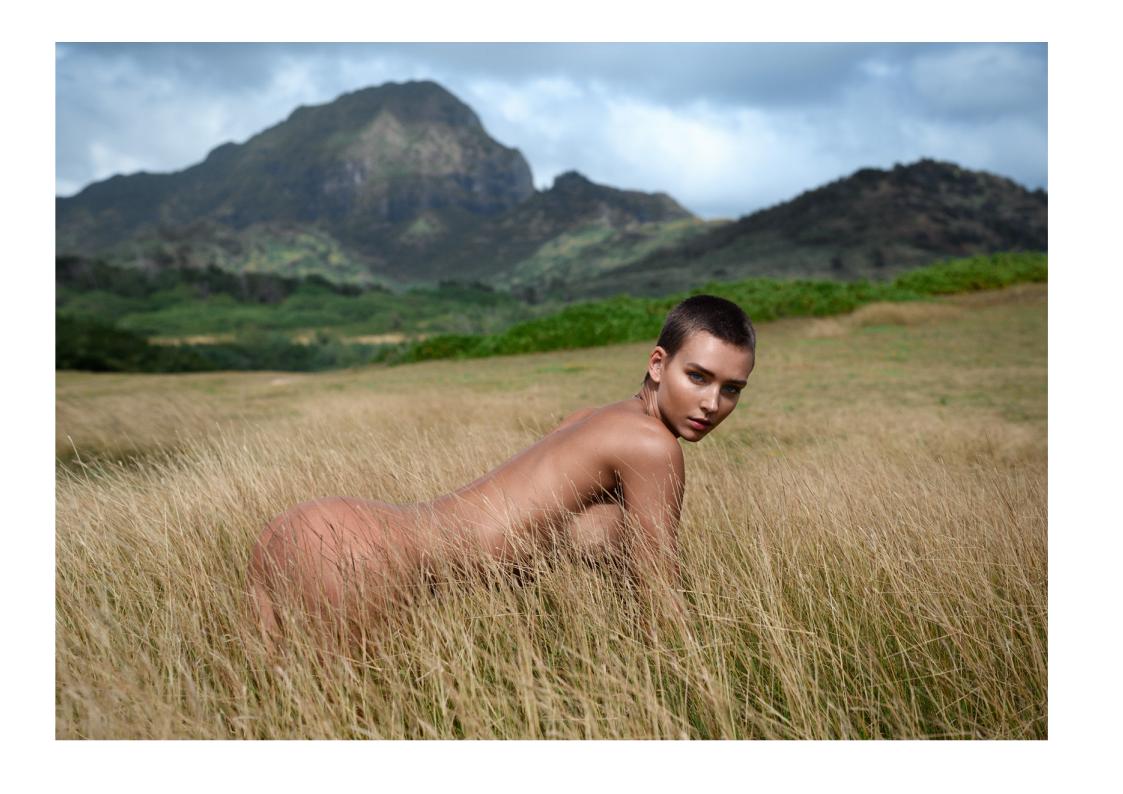 rachel_cook_nude_field_modeling_patreon_video_leaked-mdpcna-influencersgonewild