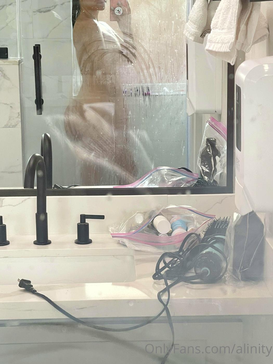 alinity_nude_shower_mirror_selfies_onlyfans_set_leaked-ypqjwq-influencersgonewild
