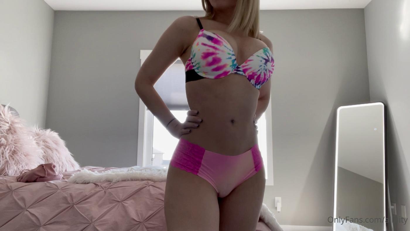 alinity_wet_pussy_onlyfans_video_leaked-ssfwrk-influencersgonewild