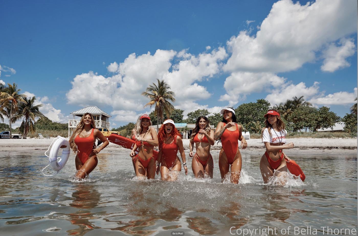 bella_thorne_baywatch_swimsuit_onlyfans_set_leaked-zgmpss-influencersgonewild