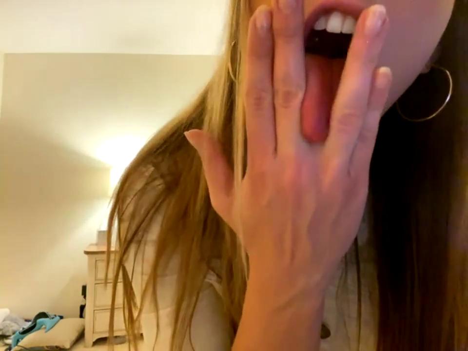 christina_khalil_nude_drunk_onlyfans_livestream_leaked-ztgzfm-influencersgonewild