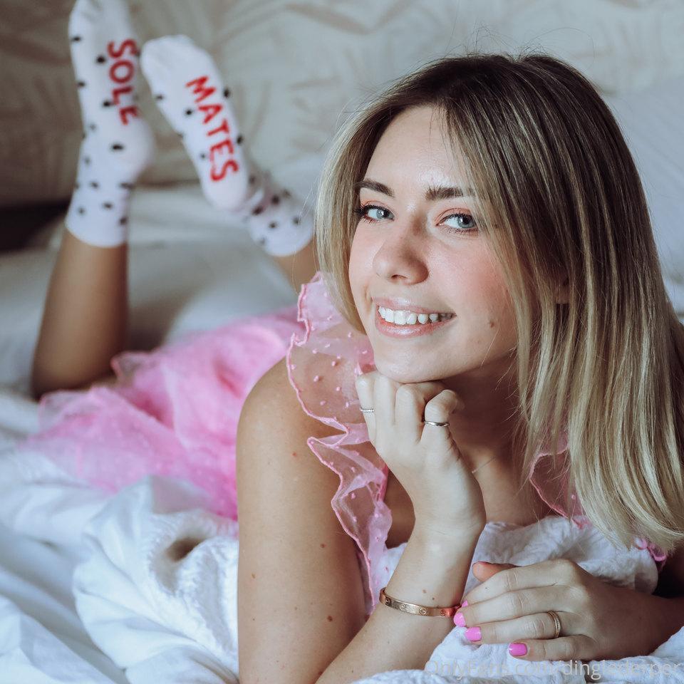 dinglederper_pink_dress_onlyfans_set_leaked-hwlwhk-influencersgonewild