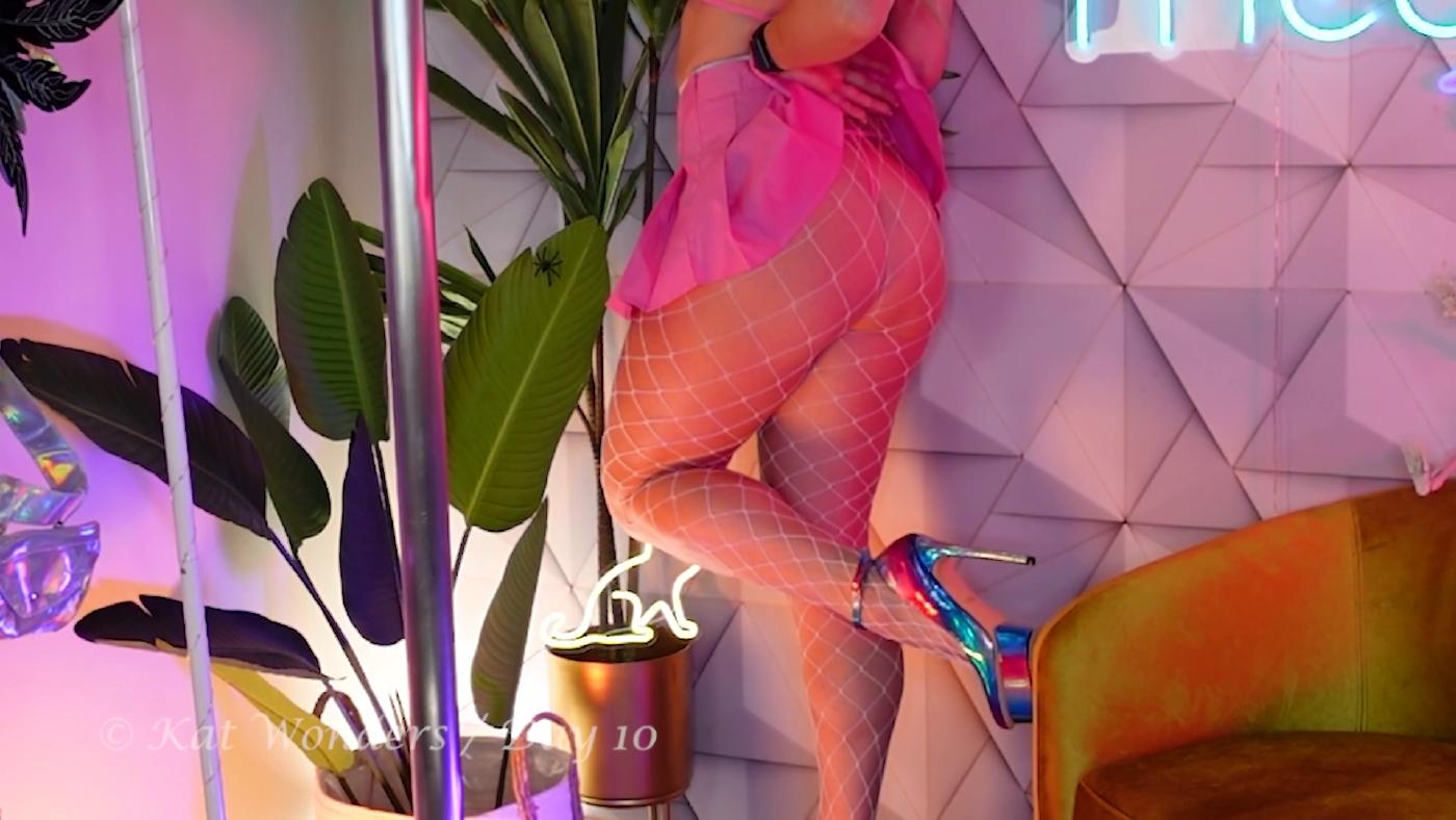 kat_wonders_halloween_special_day_10_2022-beggag-influencersgonewild