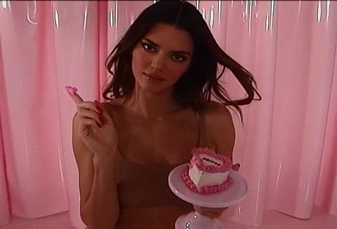 kendall_jenner_skims_thong_photoshoot_leaked-qdpqfg-influencersgonewild