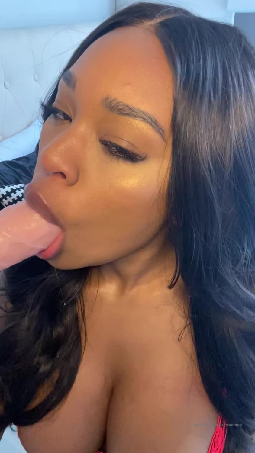 aubree_rene_nude_dildo_blowjob_onlyfans_set_leaked-pkttum-influencersgonewild