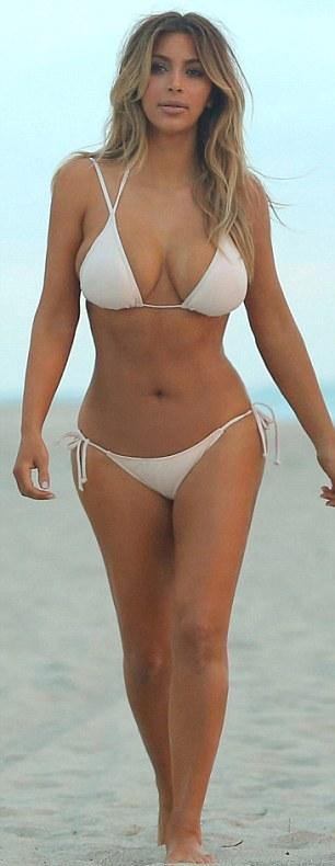 kim_kardashian_candid_bikini_beach_set_leaked-mykbbm-influencersgonewild