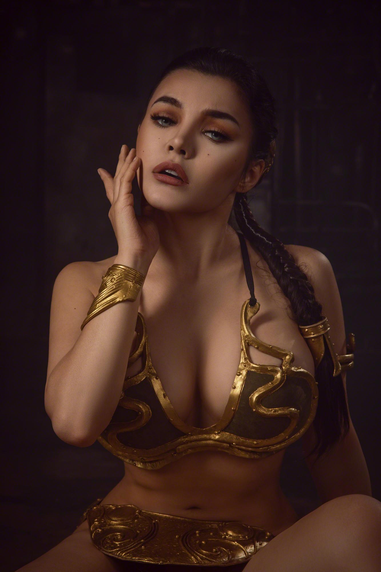 kalinka fox princess leia slave cosplay set leaked trzrhe influencersgonewild