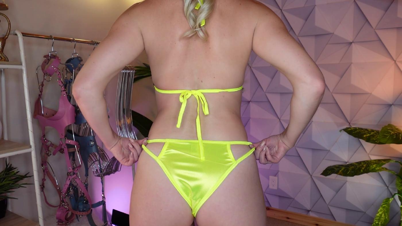 kat_wonders_monthly_exclusive_august_2021-prnjng-influencersgonewild