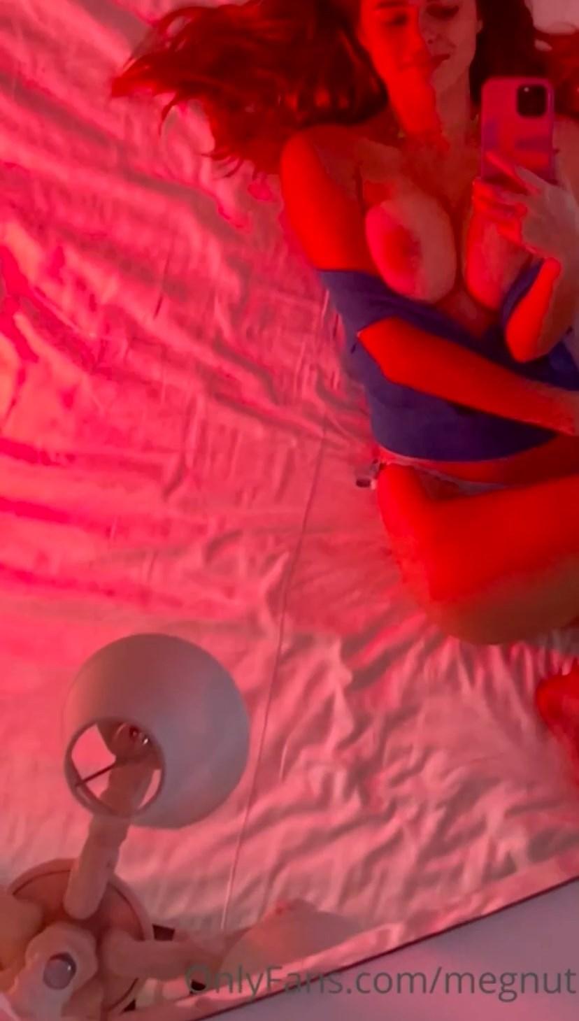 megnutt02 nude bed mirror selfie onlyfans video leaked zeshgr influencersgonewild