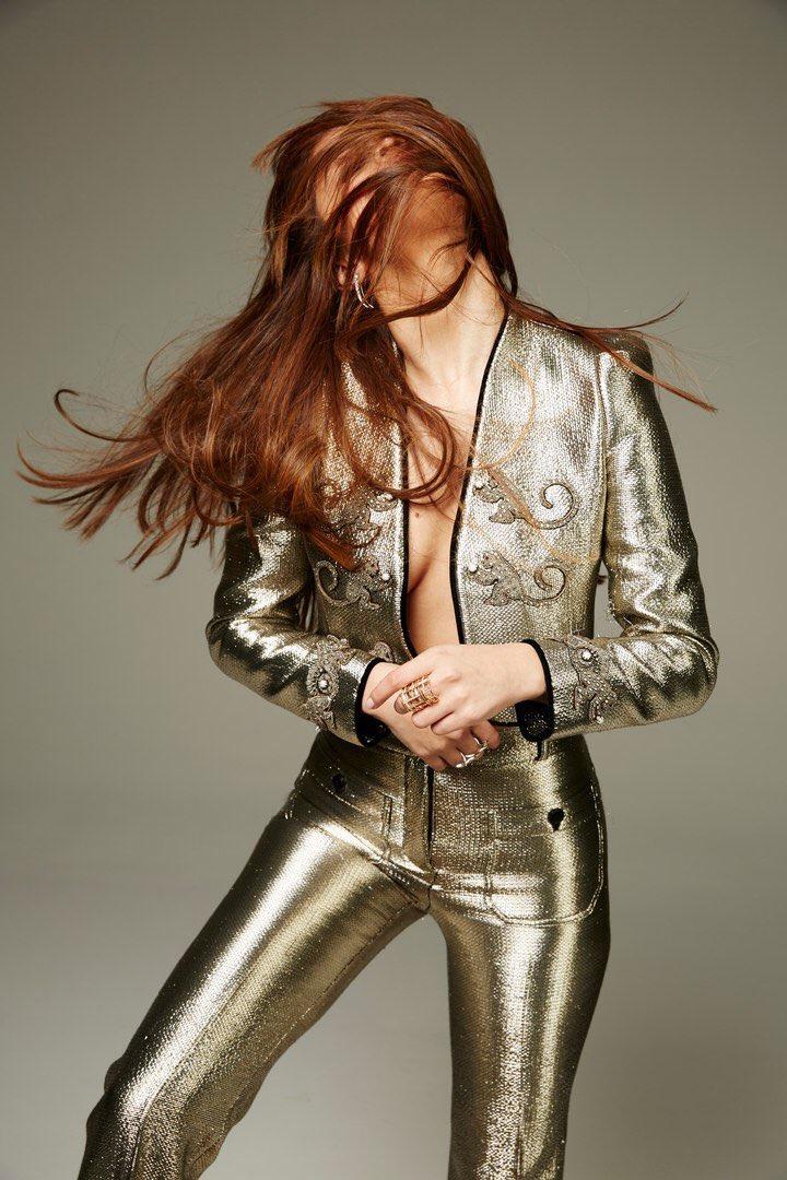 selena_gomez_tight_pants_photoshoot_set_leaked-bajlby-influencersgonewild