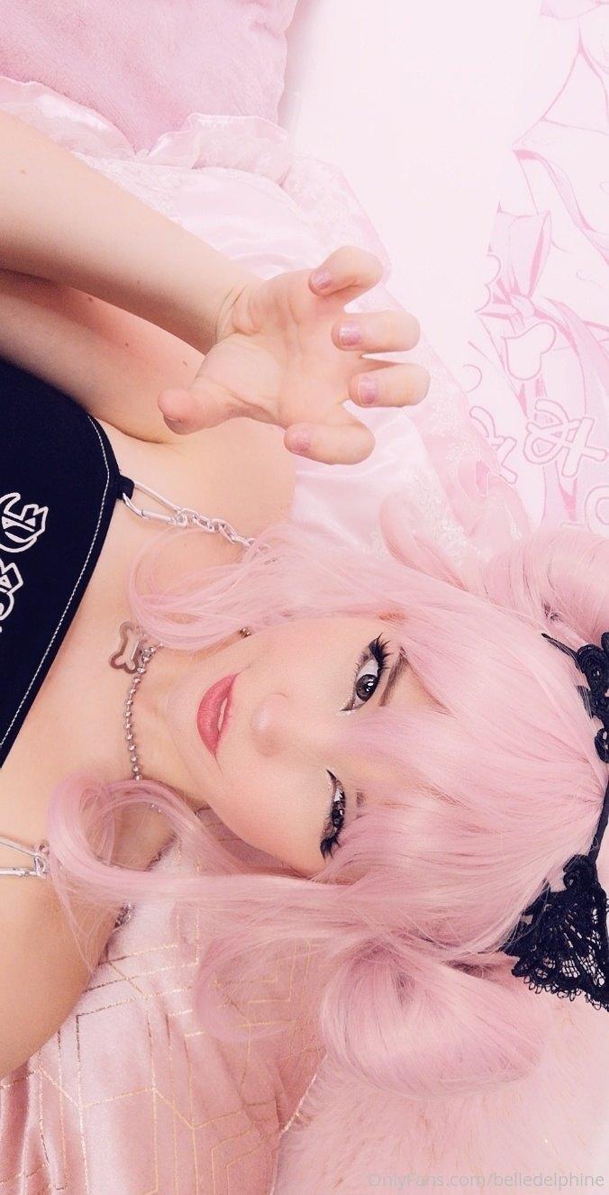 belle_delphine_sexy_cat_ears_onlyfans_video-dxcupp-influencers-gonewild