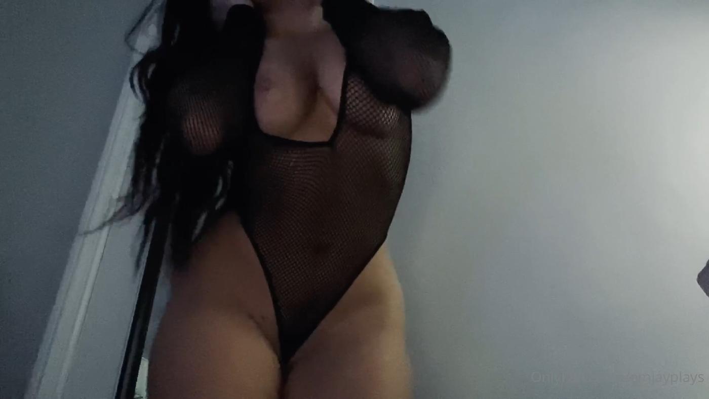 emily_rinaudo_nude_led_butt_plug_onlyfans_video_leaked-jaivks-influencers-gonewild