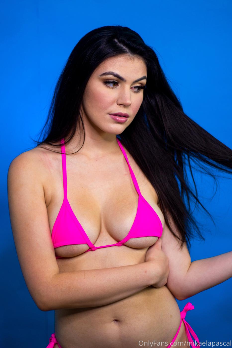 mikaela_pascal_pink_bikini_onlyfans_set_leaked-qlvavs-influencers-gonewild